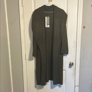 Maxsport Elegant Olive Cardigan
